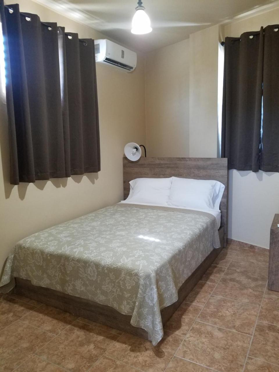 Tropical Ramey Apartments Aguadilla Eksteriør billede